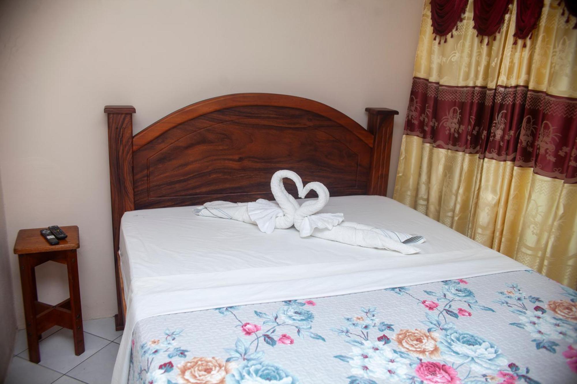 Apartamento Daly 3 Guápiles Zewnętrze zdjęcie